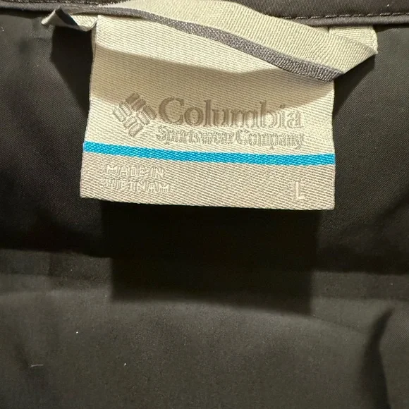 Columbia men’s Omni - Shield, 650 down jacket Black - Picture 8 of 10